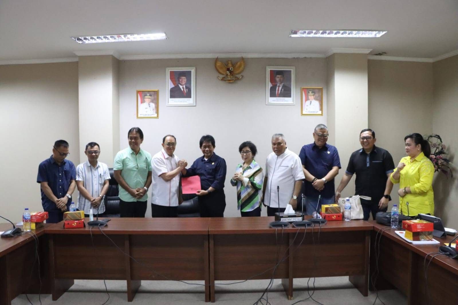 Pembahasan akhir pansus terhadap Ranperda Penanggulangan Bencana.