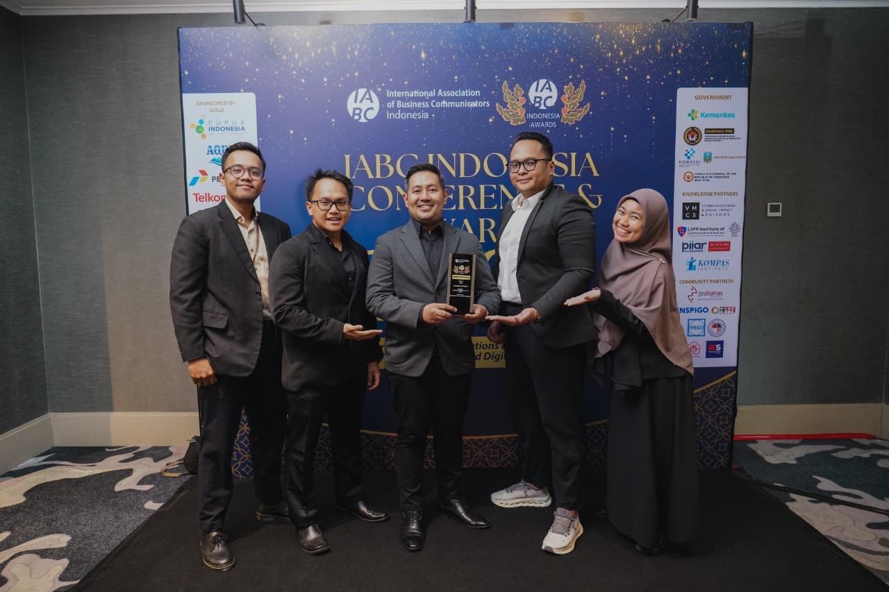 PT Elnusa Petrofin meraih dua penghargaan pada ajang IABC Indonesia Awards 2025 dengan tema Strategic Communications at the Heart of Trust, Humanity, and Digital Impact.