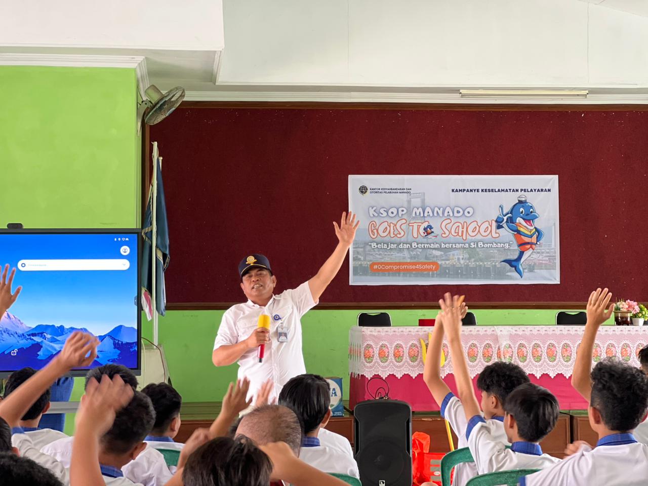 KSOP Manado Kolonel Marinir Amrul Adriansyah, S.E., M.H terus memperkuat edukasi keselamatan pelayaran kepada generasi muda.