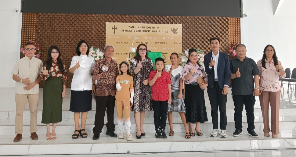 SELURUH peserta lomba yang berlangsung di GMIM Bukit Moria Rike Wilayah Manado Tenggara, akhir pekan lalu.