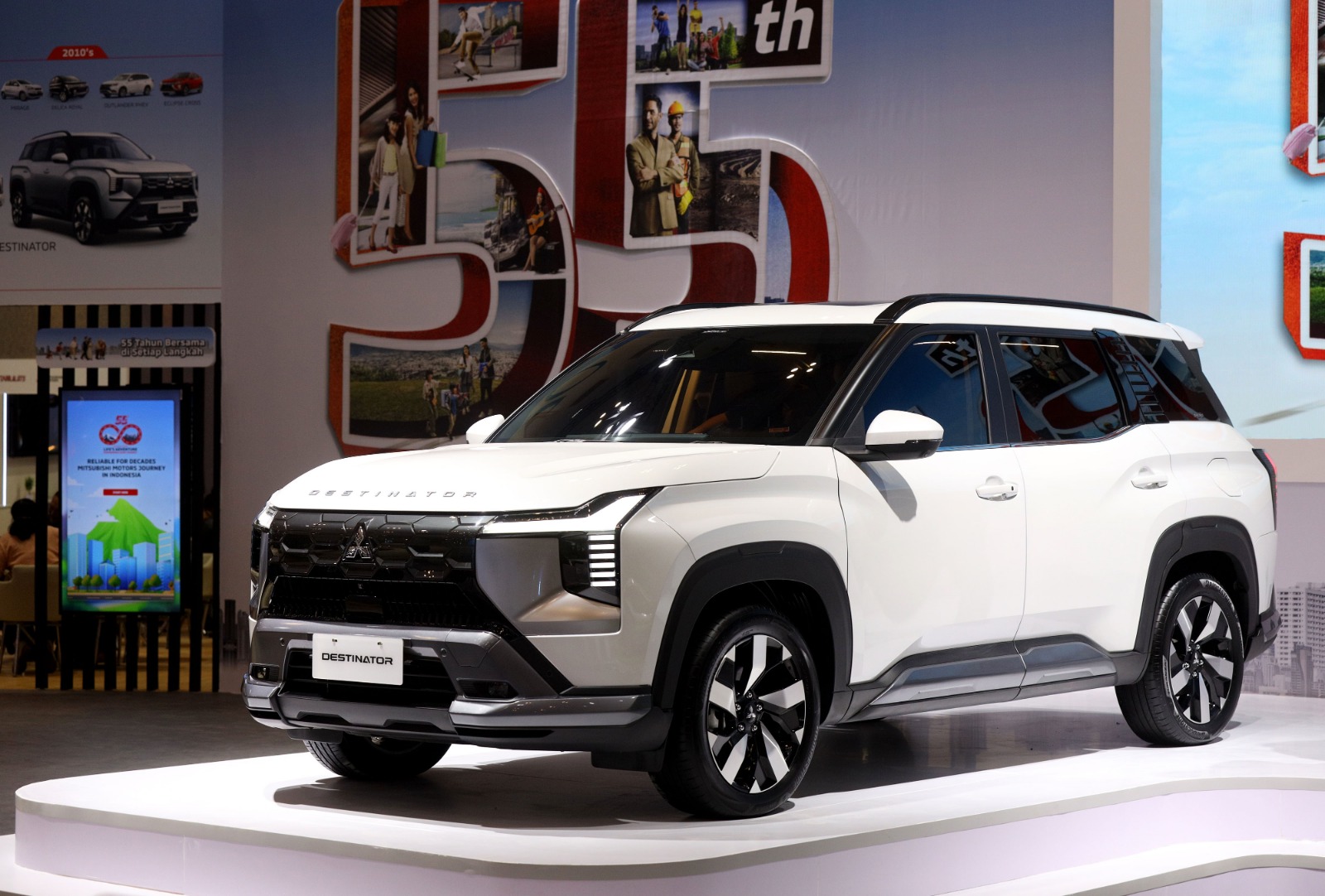 Mitsubishi Destinator