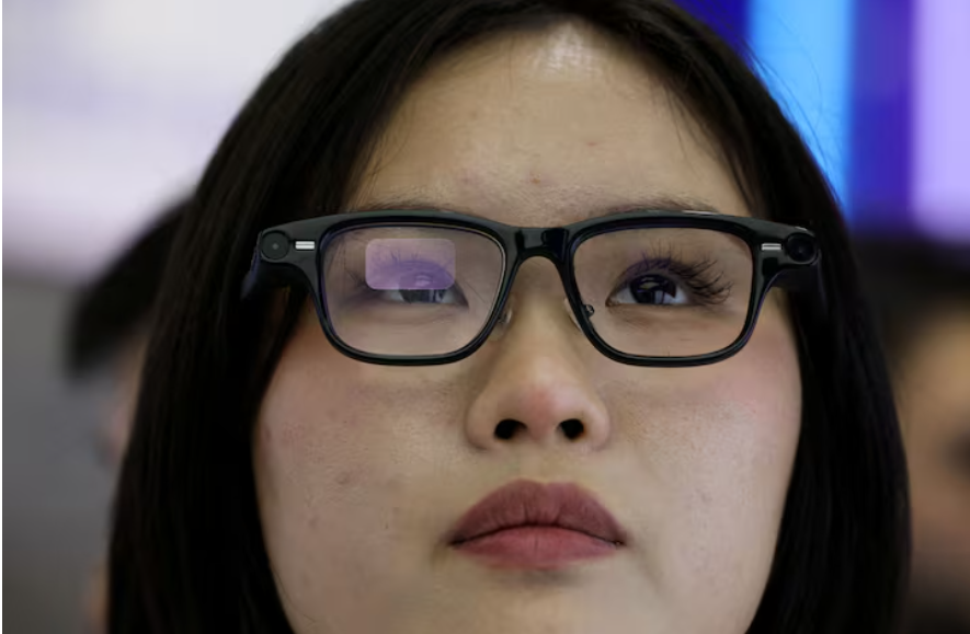 Quark AI Glasses siap meramaikan pasar wearable pintar dunia