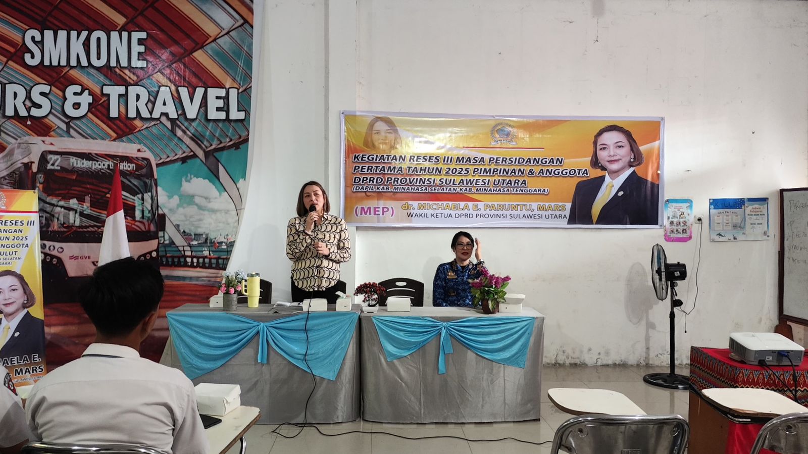 Reses Michaela Paruntu di SMK N Amurang.