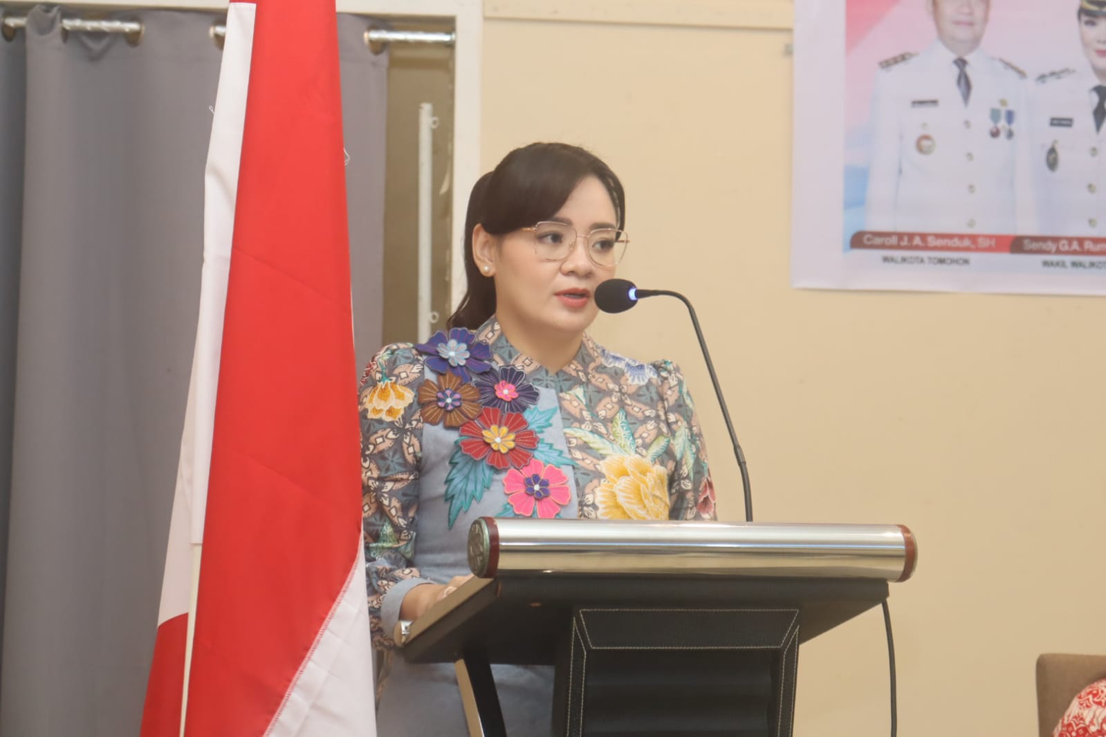 Wawali Sendy Rumajar SE M IKom saat memberikan arahan di Rapat High Level Meeting TPID Tomohon. Dok istimewa