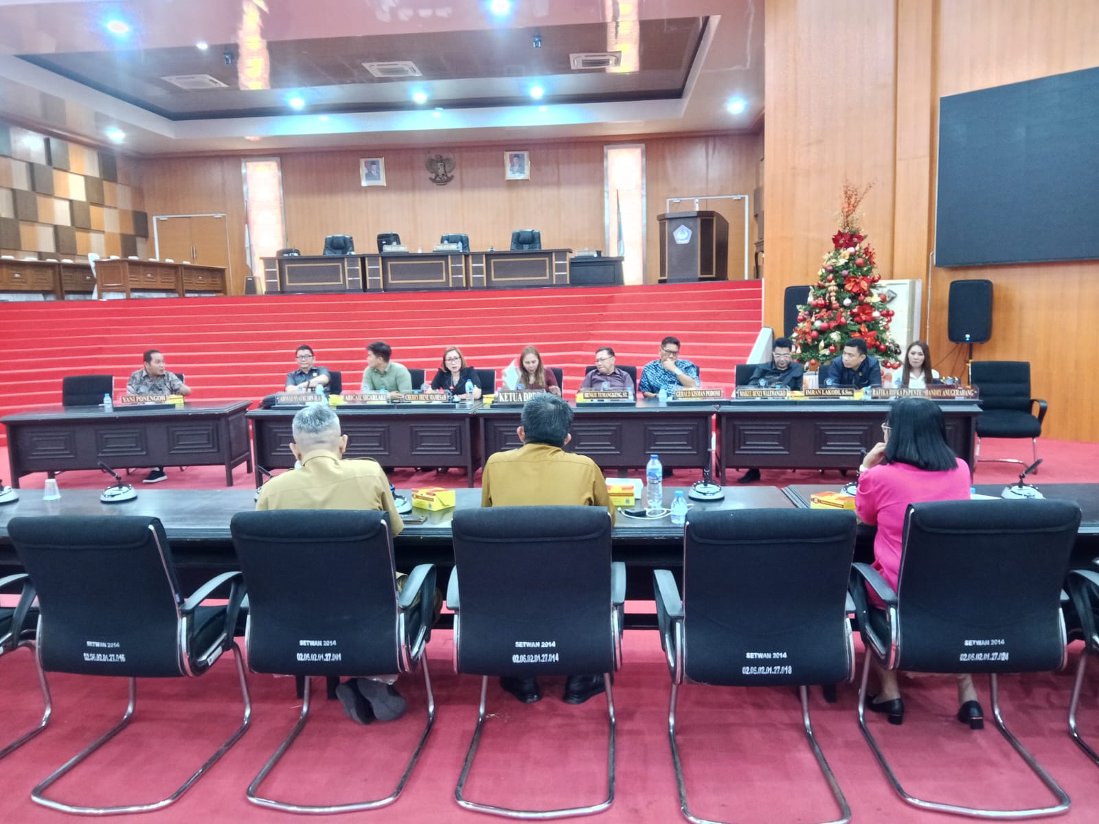 Rapat kerja lintas komisi DPRD Kota Bitung tentang pengawasan proyek pembangunan laboratorium kesehatan masyarakat.(Franky Sumaraw/MP)