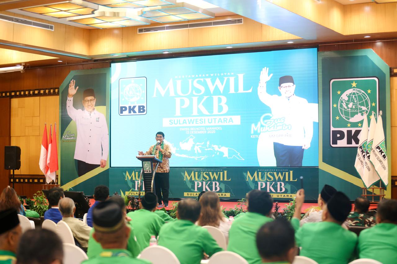 Gubernur Yulius Selvanus menghadiri Muswil PKB Sulawesi Utara.