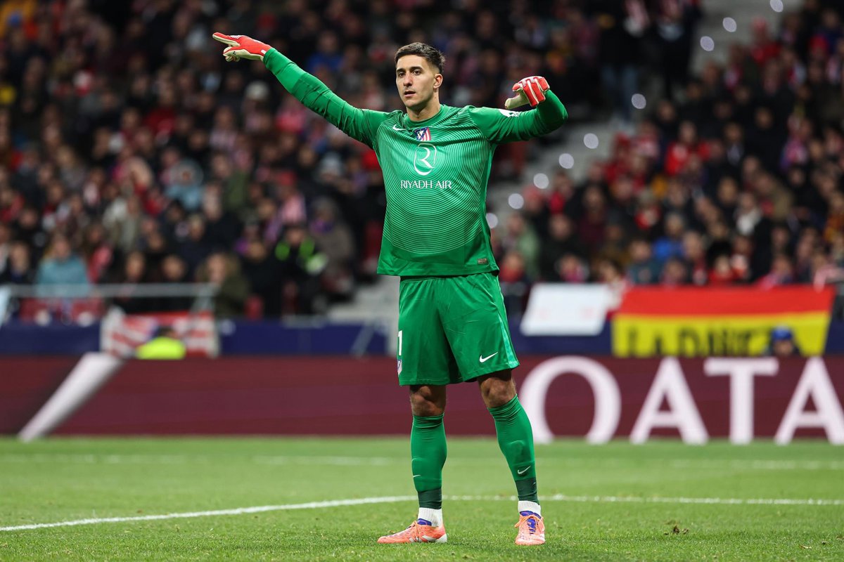 Juan Musso saat tampil sebagai kiper Atletico Madrid