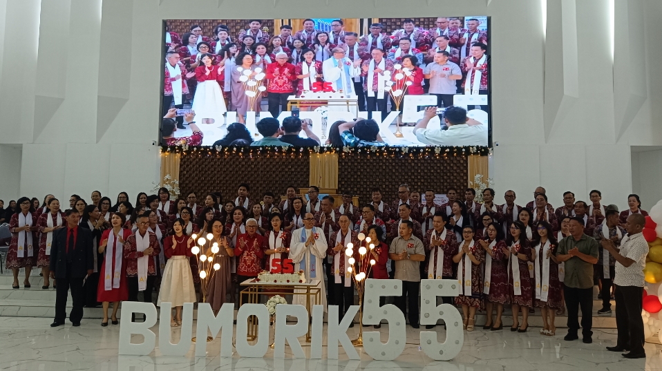 Sukacita ibadah syukur HUT ke 55 tahun jemaat GMIM Bukit Moria Rike Wilayah Manado Tenggara