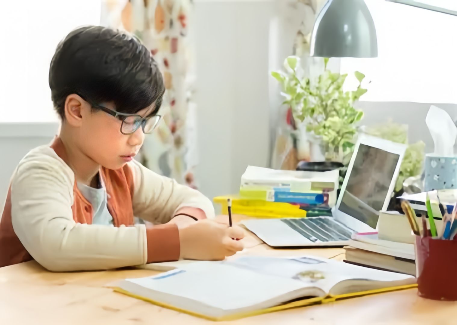 Belajar Online Bikin Anak Makin Mandiri