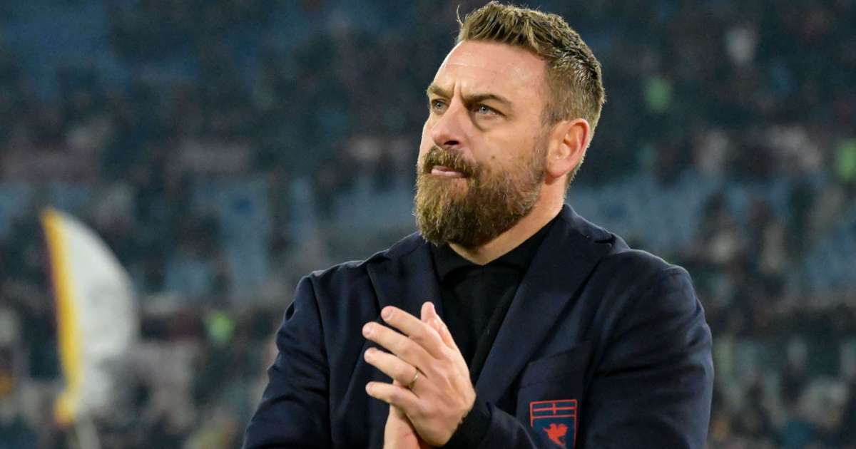 Daniele De Rossi nampak kecewa