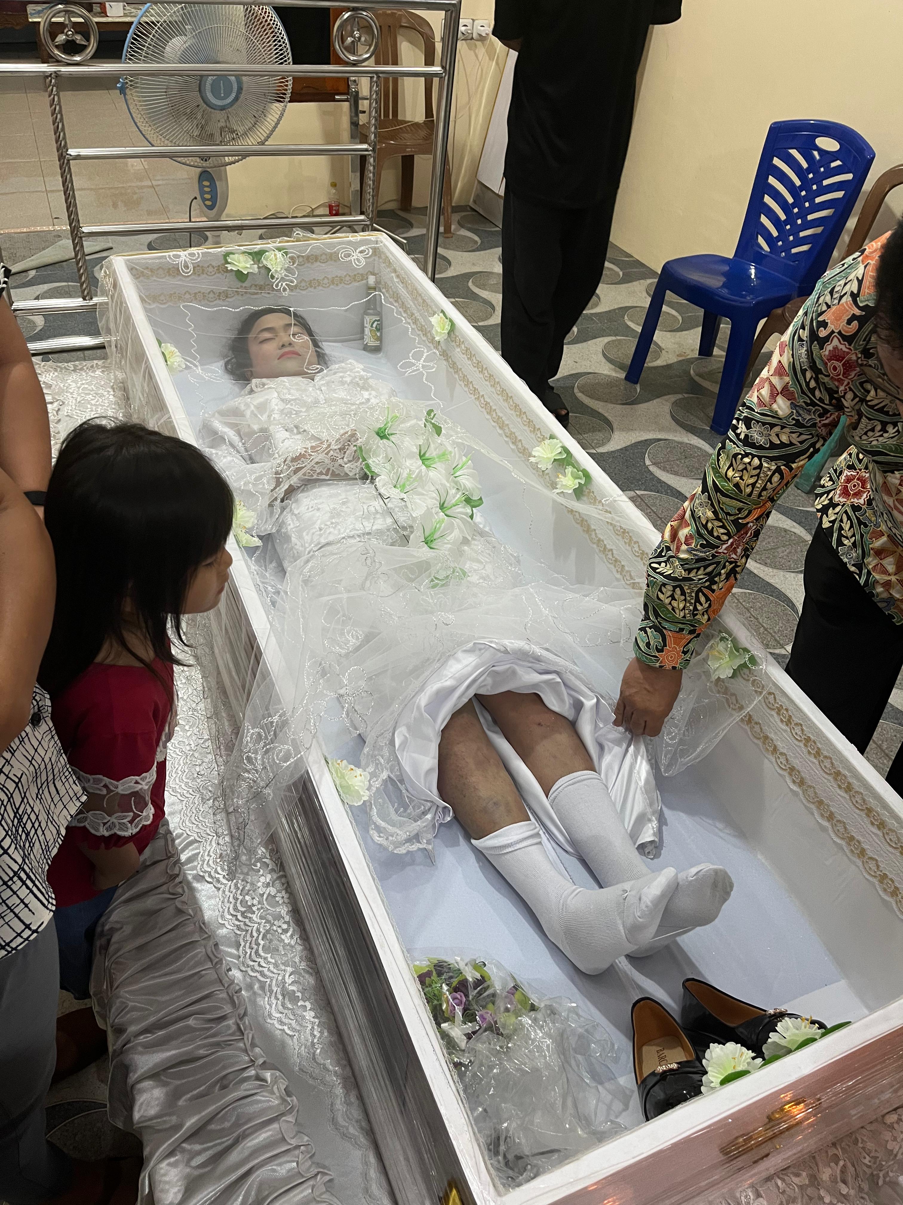 Jenazah Sebelum Dibawa ke RS Bhayangkara untuk Diotopsi.
