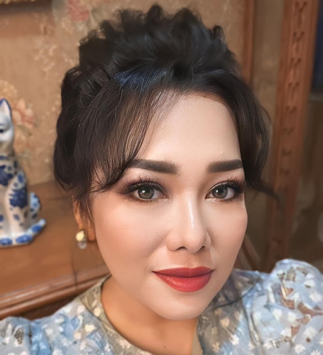 Wakil II Wulan Minahasa 2003 Astrid Kumentas SSos. (Foto FB)