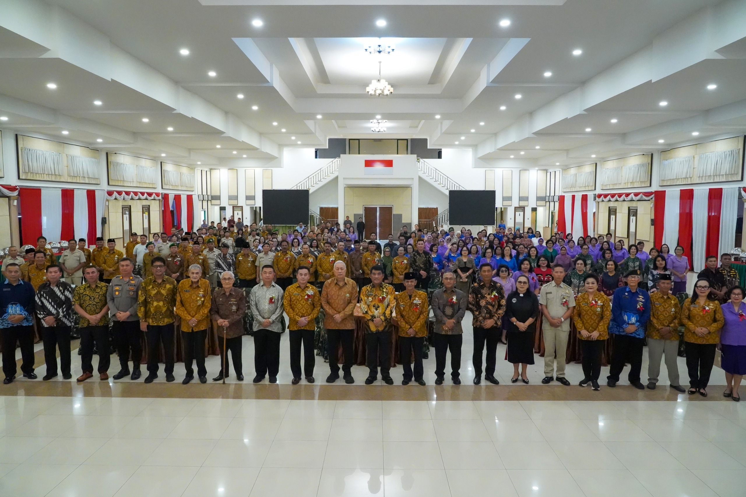 PERSAUDARAAN: Perayaan Natal PEPABRI Provinsi Sulawesi Utara digelar di Grhadika Jaya Sakti Makodam XIII Merdeka Manado, Sabtu 10 Januari 2026.