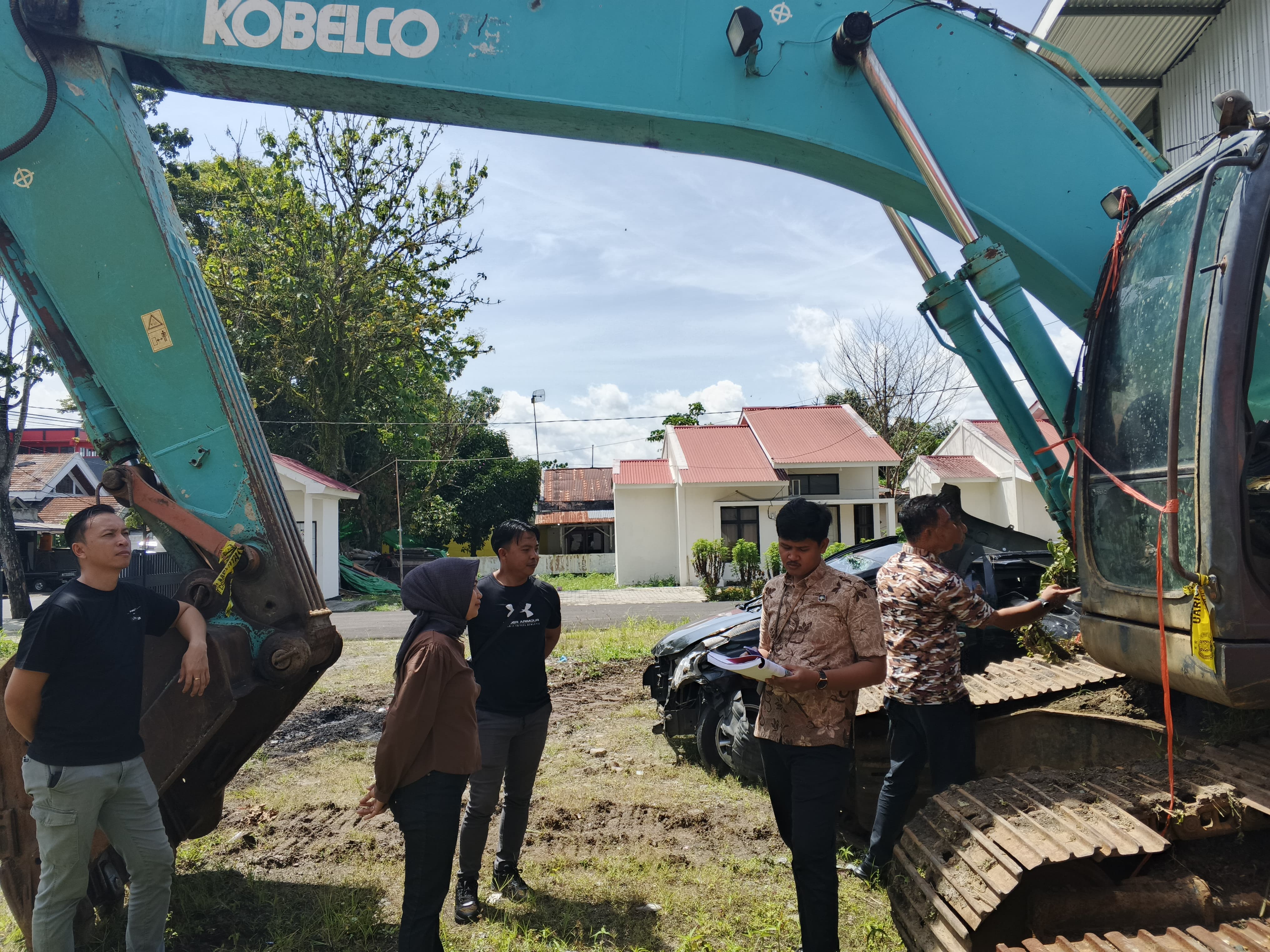 Alat bukti yang digunakan dalam aktivitas pertambangan