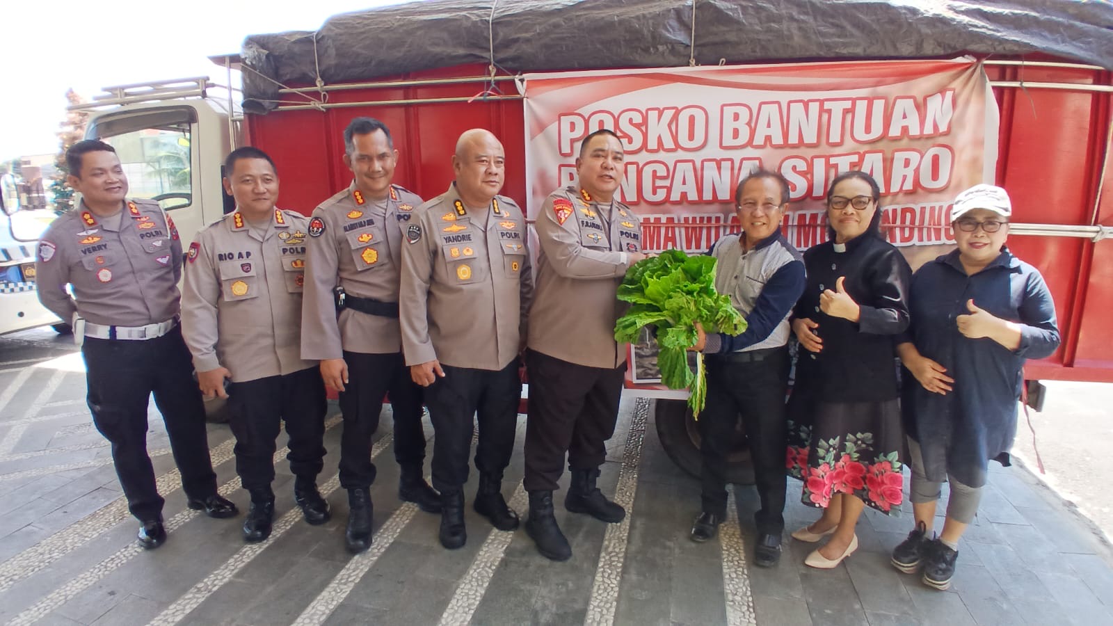 Sejumlah bantuan kemanusiaan untuk korban banjir bandang di Kepulauan Siau mulai diberangkatkan melalui jalur laut, Sabtu (24/1/2026), dengan fasilitasi Kepolisian Daerah (Polda) Sulut.