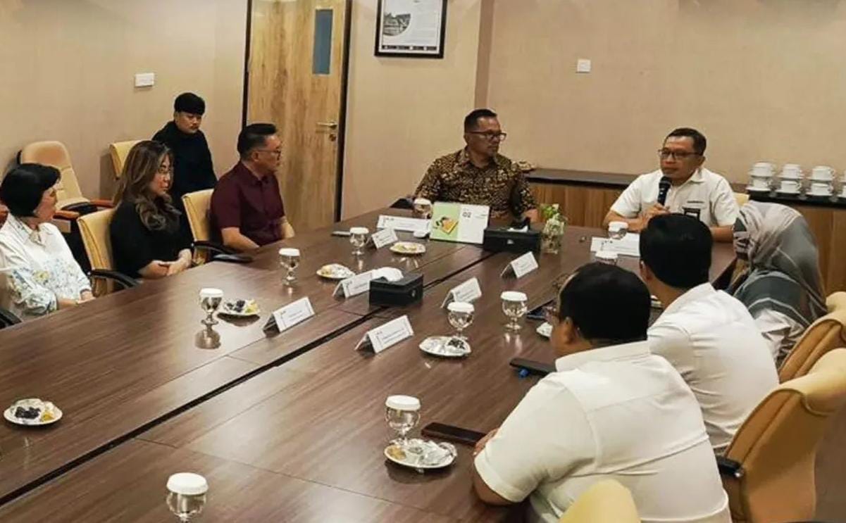 Kunjungan kerja Wakil Wali Kota Manado, Senin (26/1) di Politekni Keuangan Negara Sekolah Tinggi Akutansi Negara, Jakarta didampingi Kepala Bapenda.