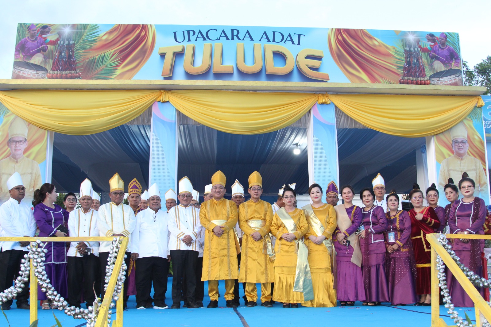 Upacara Adat Tulude Pemkot Bitung berlangsung penuh hikmat.(Dok Istimewa)