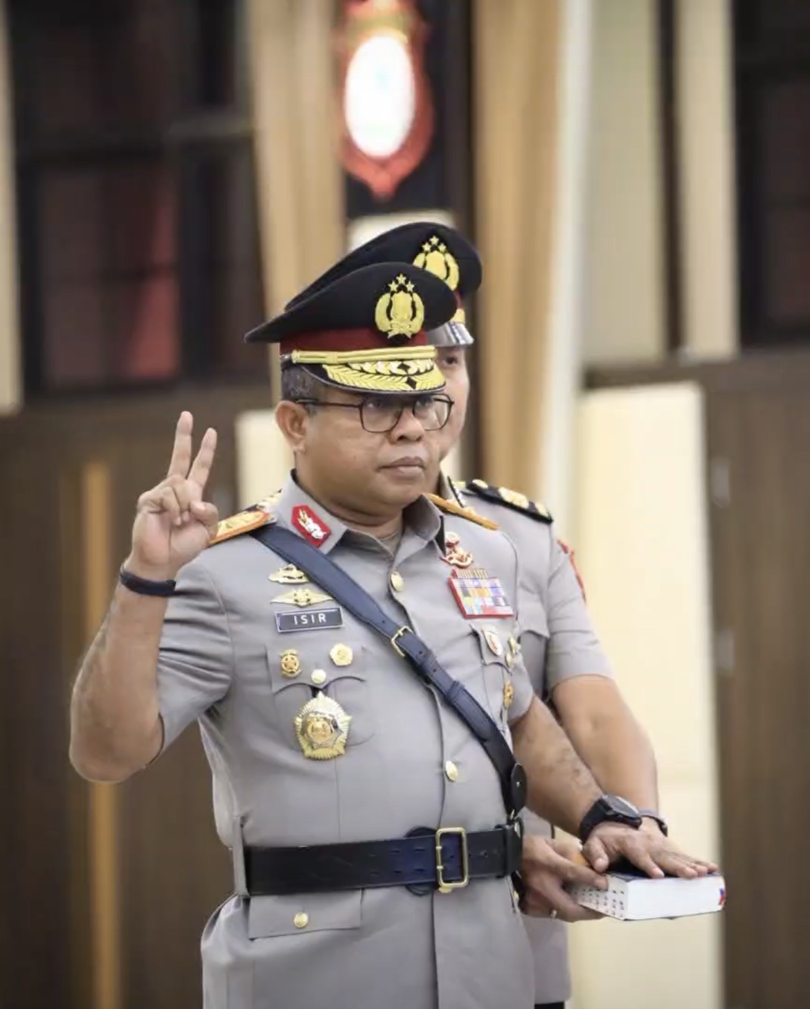 Irjen Pol Johnny Eddizon Isir Resmi Jabat Kadiv Humas Polri