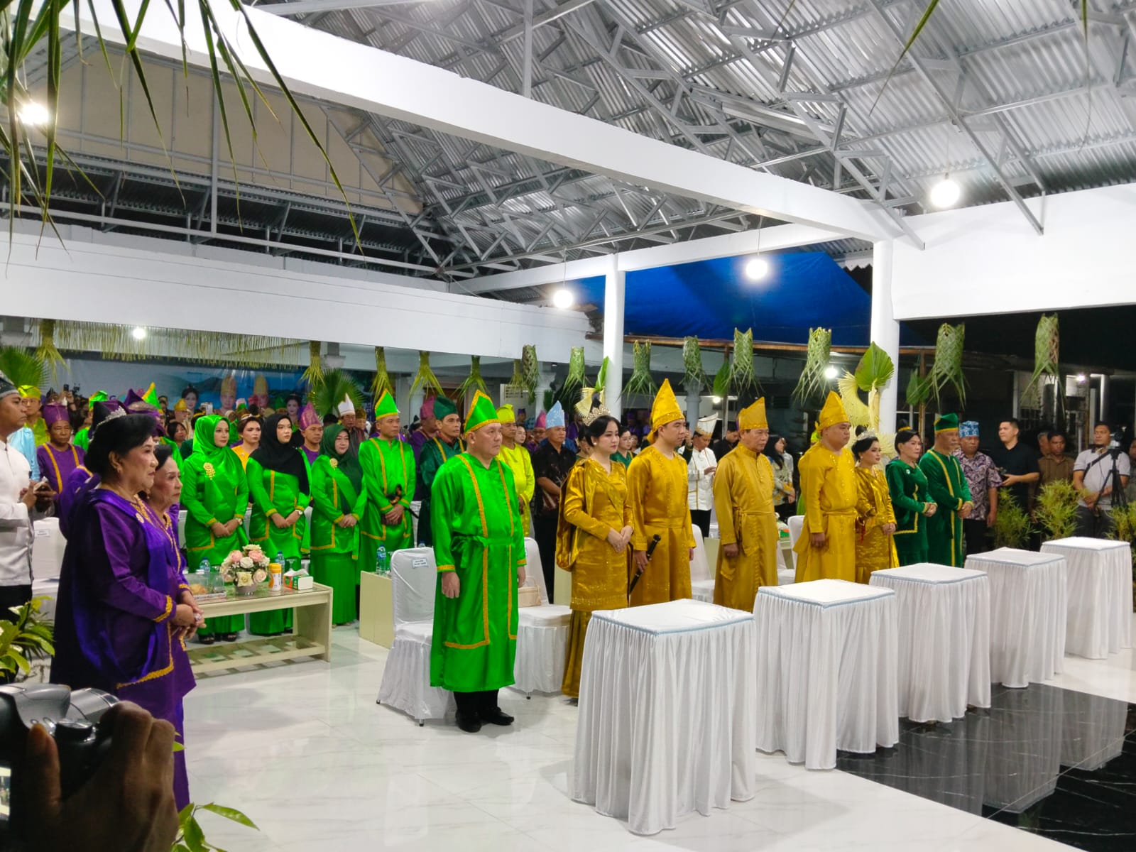 Upacara Adat Tulude Kabupaten Kepulauan Sangihe digelar di Lapangan Santiago, Kelurahan Tona, Kecamatan Tahuna Timur, Kota Tahuna, Sabtu (31/01/2026).