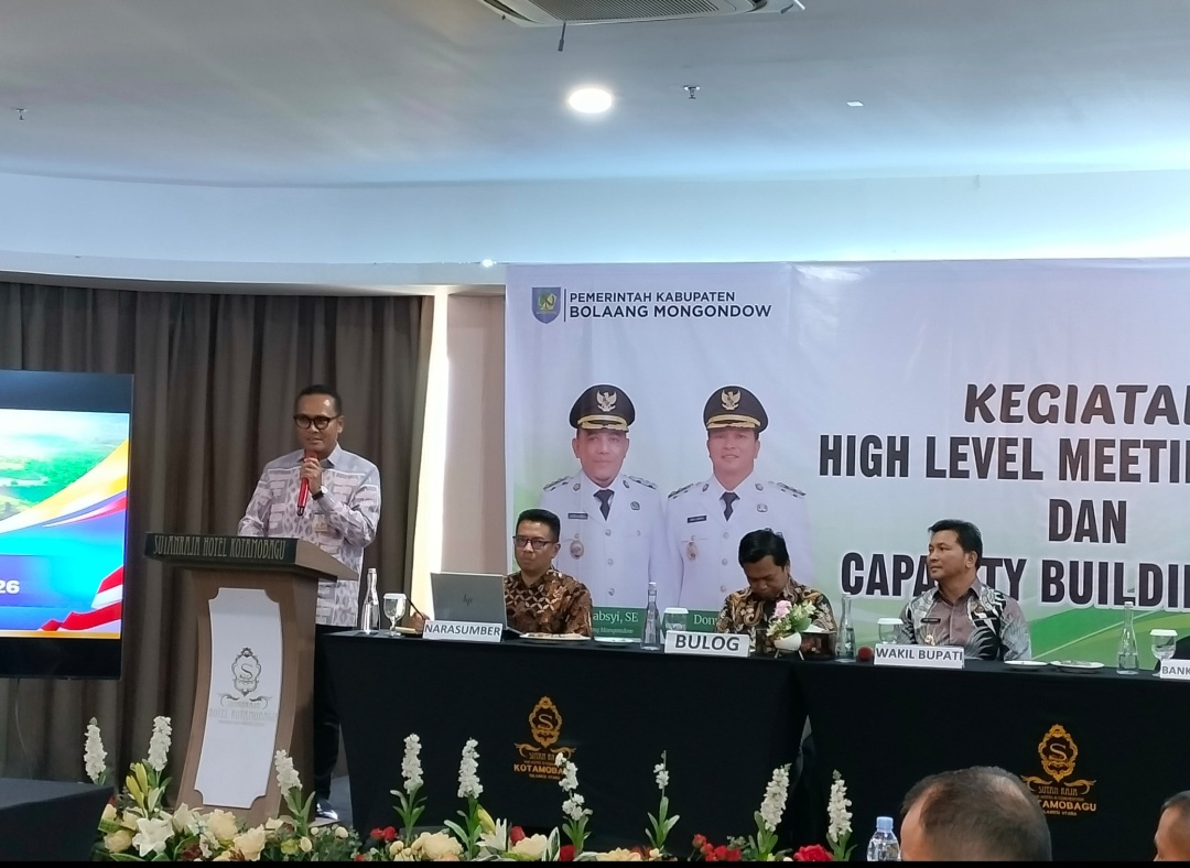 Deputi Kepala Perwakilan Bank Indonesia Sulut, Renold Asri saat memberi arahan dalam HLM dan Capacity Building TPID Bolmong.