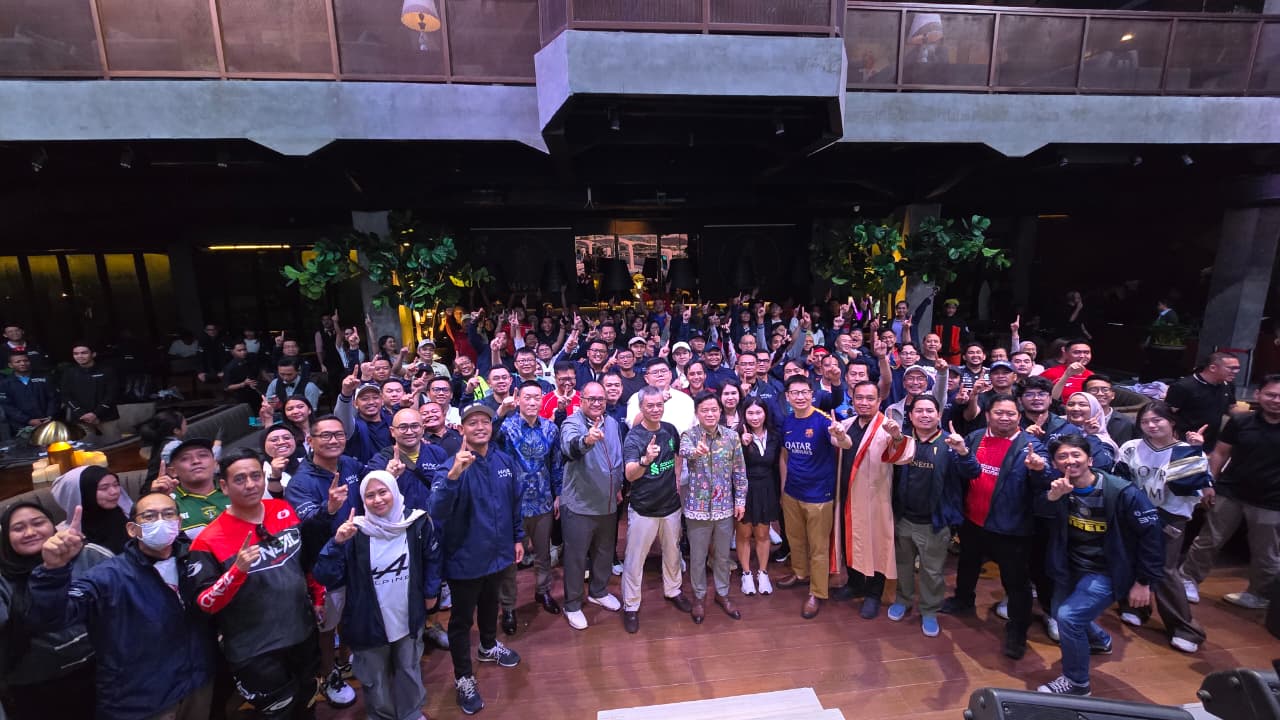 Kebersamaan manajemen dan seluruh cabang Haka Auto dalam Strategic Meeting & Haka Auto Convention 2026, menyatukan visi dan strategi menuju 2026.
