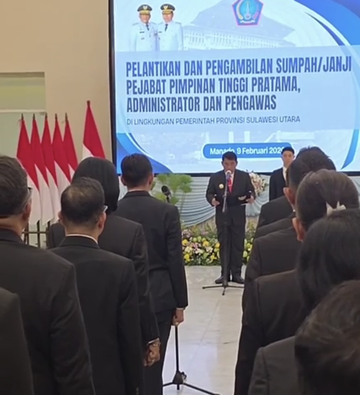 Pelantikan pejabat di lingkup Pemprov Sulut, Senin (9/2).