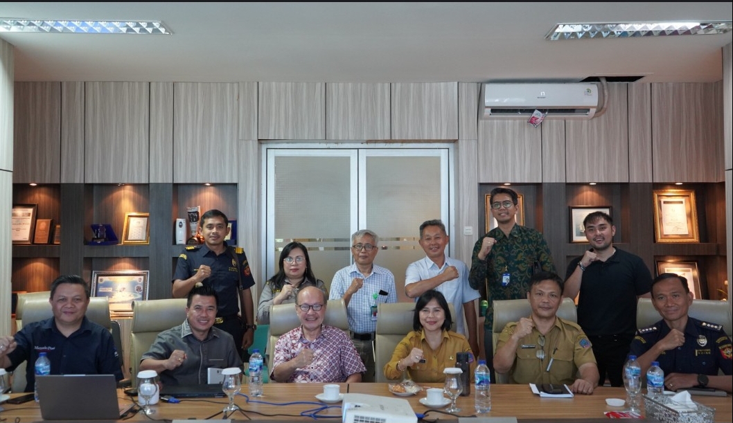 Menteri Pertanian Amran Sulaiman Bantu 2 Juta Bibit Kelapa Untuk Petani Sulawesi Utara, Disampaikan di FGD  Manado Post