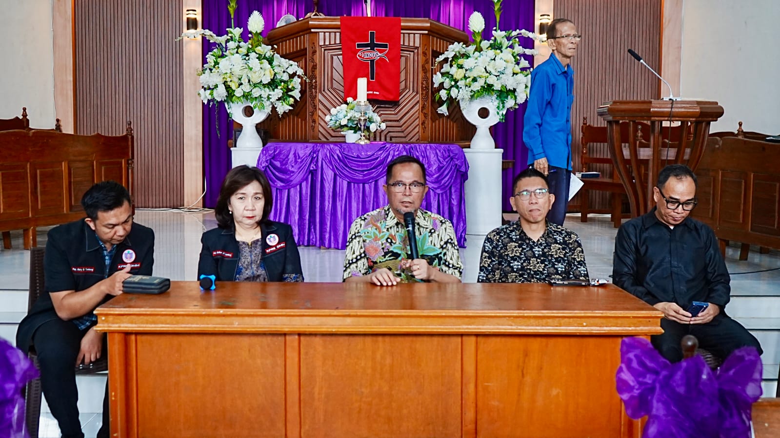 Pantia Pesta Seni Remaja GMIM 2026 saat menggelat rapat