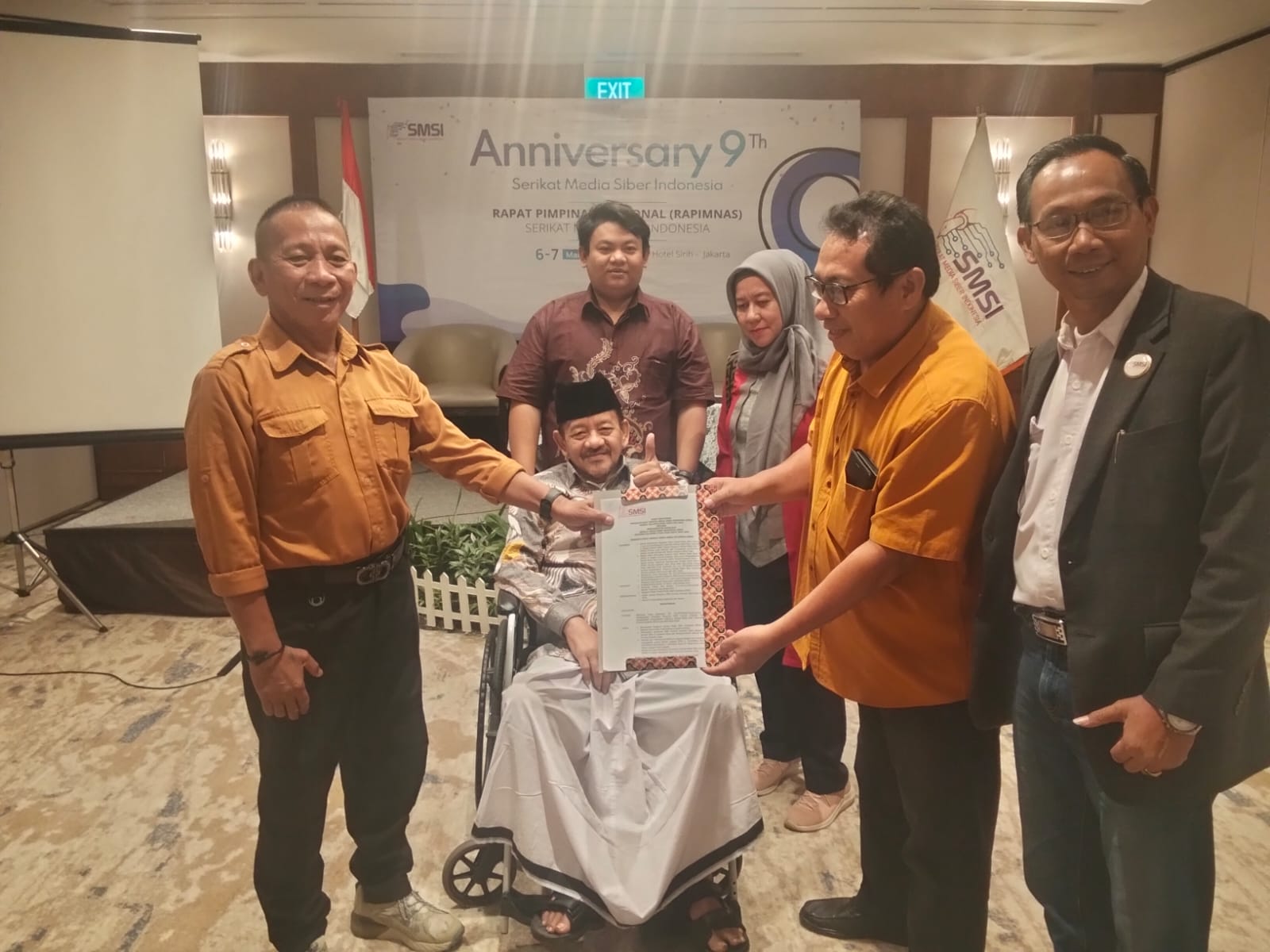 Penyerahan SK Pengurus SMSI Sulawesi Utara masa bakti 2026-2030