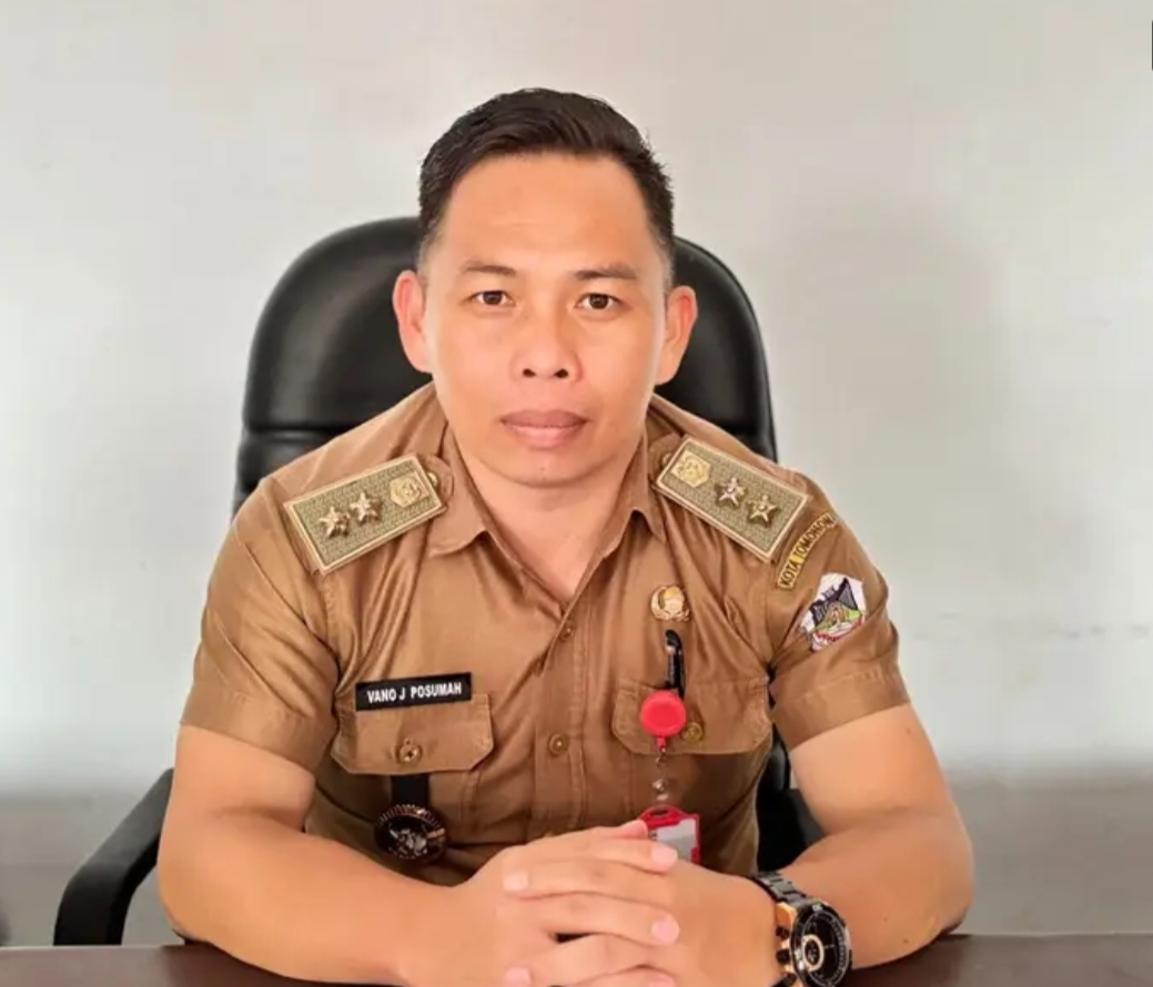 Vano Posumah 