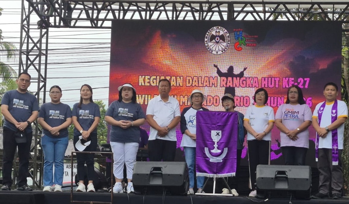 Pendeta-pendeta yang melayani di Wilayah Manado Sario di perayaan menyambut HUT 27 Wilayah Manado Sario.
