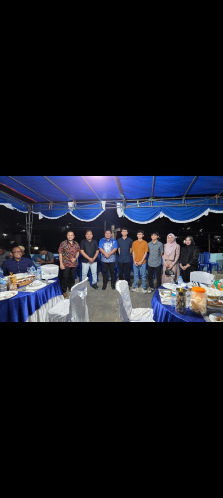 Wakil Wali Kota Bitung Randito Maringka silaturahmi Lebaran di rumah Djafar Buntayo, Kelurahan Kakenturan II.(Dok Istimewa)