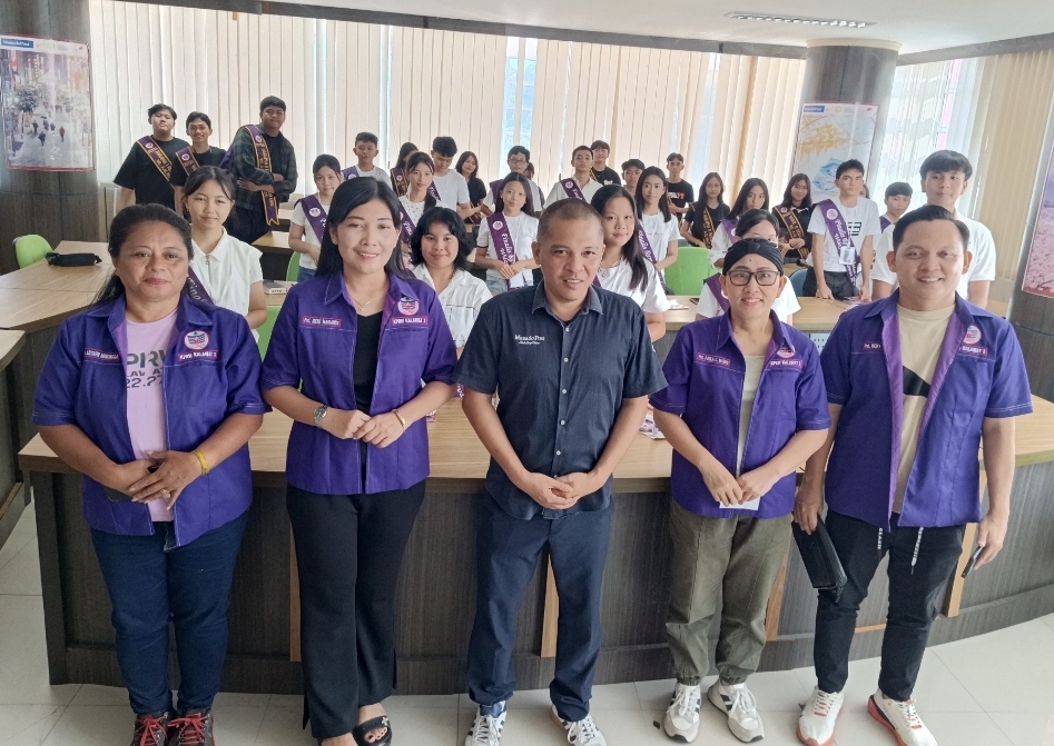 Road Show Finalis Remaja Teladan GMIM Wilayah Kalawat III di Ghra Pena Manado Post