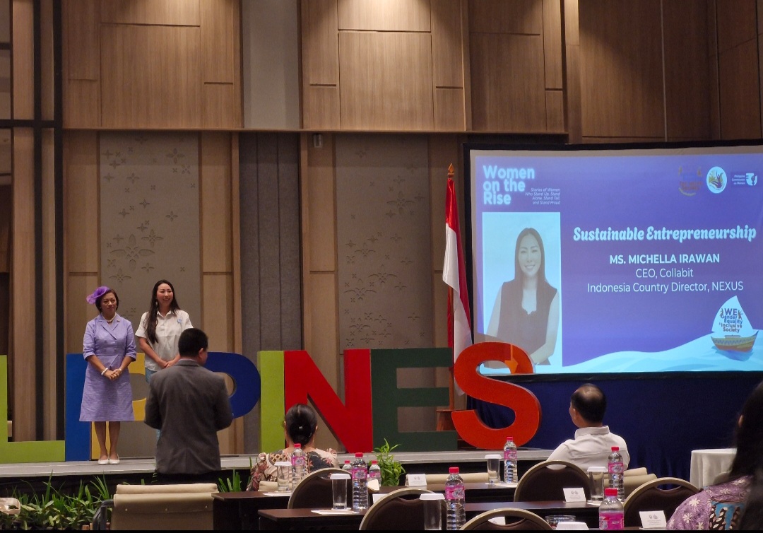 Konsul Jenderal Filipina untuk Indonesia, Mary Jennifer Domingo Dingal bersama Michella Irawan. 