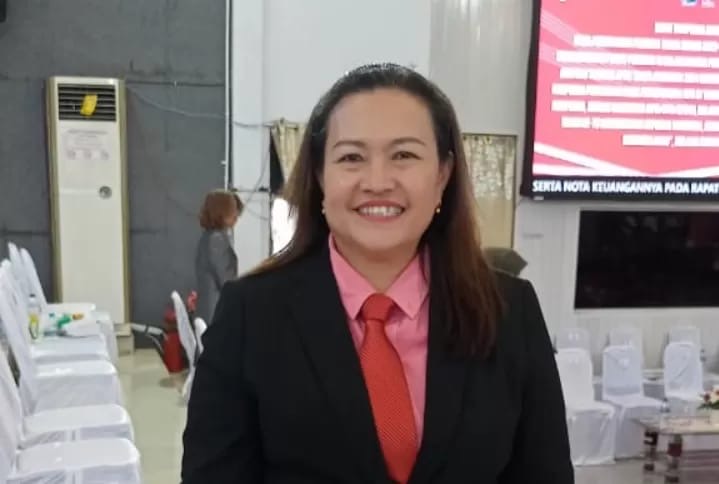 Kepala Dinas Pendidikan dan Kebudayaan Kota Bitung Fonny Tumundo