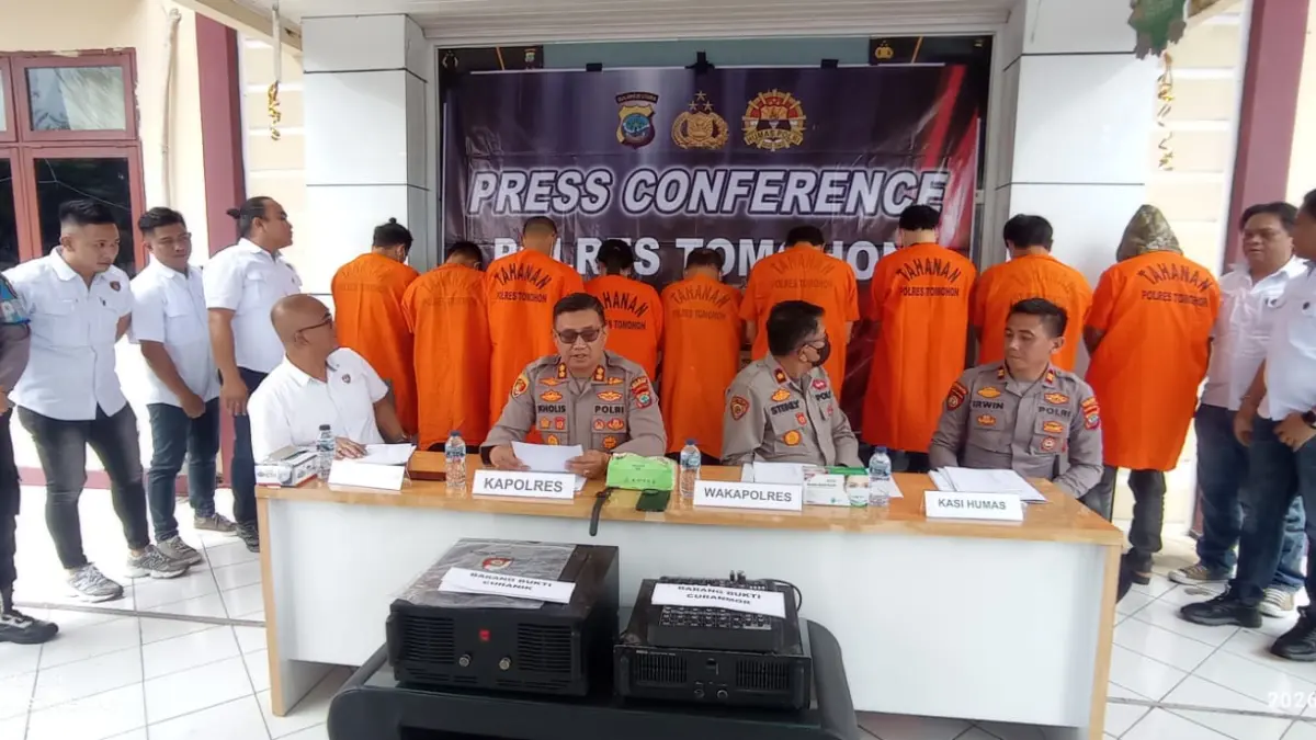 Kapolres Nur Kholis SIK saat memaparkan peran dari para tersangka pelaku pencurian cengkih, yang sebabkan korban merugi hingga miliaran rupiah. Dok istimewa 