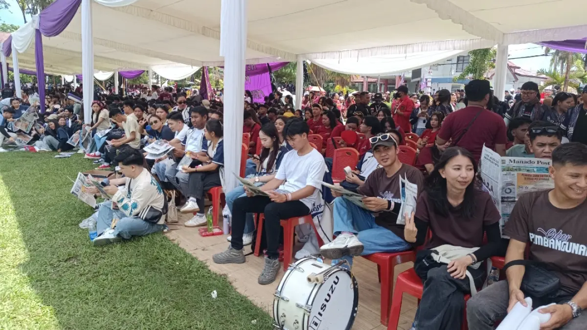 Para Pemuda GMIM mulai memadati Lapangan Tikala Manado