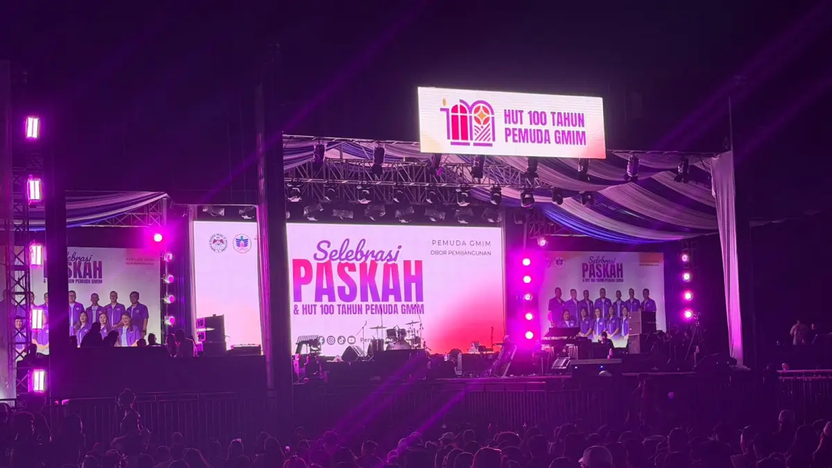 PLN UP3 Manado menjaga keandalan pasokan listrik di lokasi utama Selebrasi Paskah Pemuda GMIM, di Lapangan Sindulang Mas, Manado. (Dok PLN UID Suluttenggo)