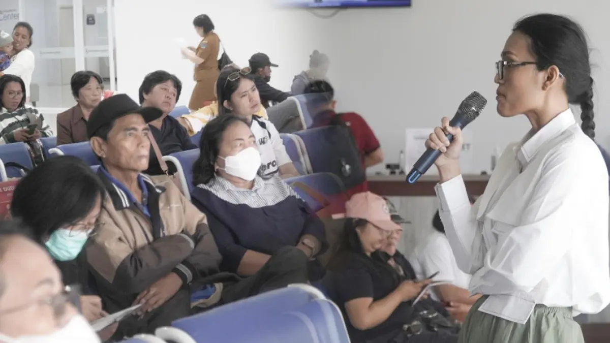 Sentra Medika Hospital Minahasa Utara menggelar kegiatan edukatif melalui Live Podcast yang melibatkan masyarakat secara langsung.