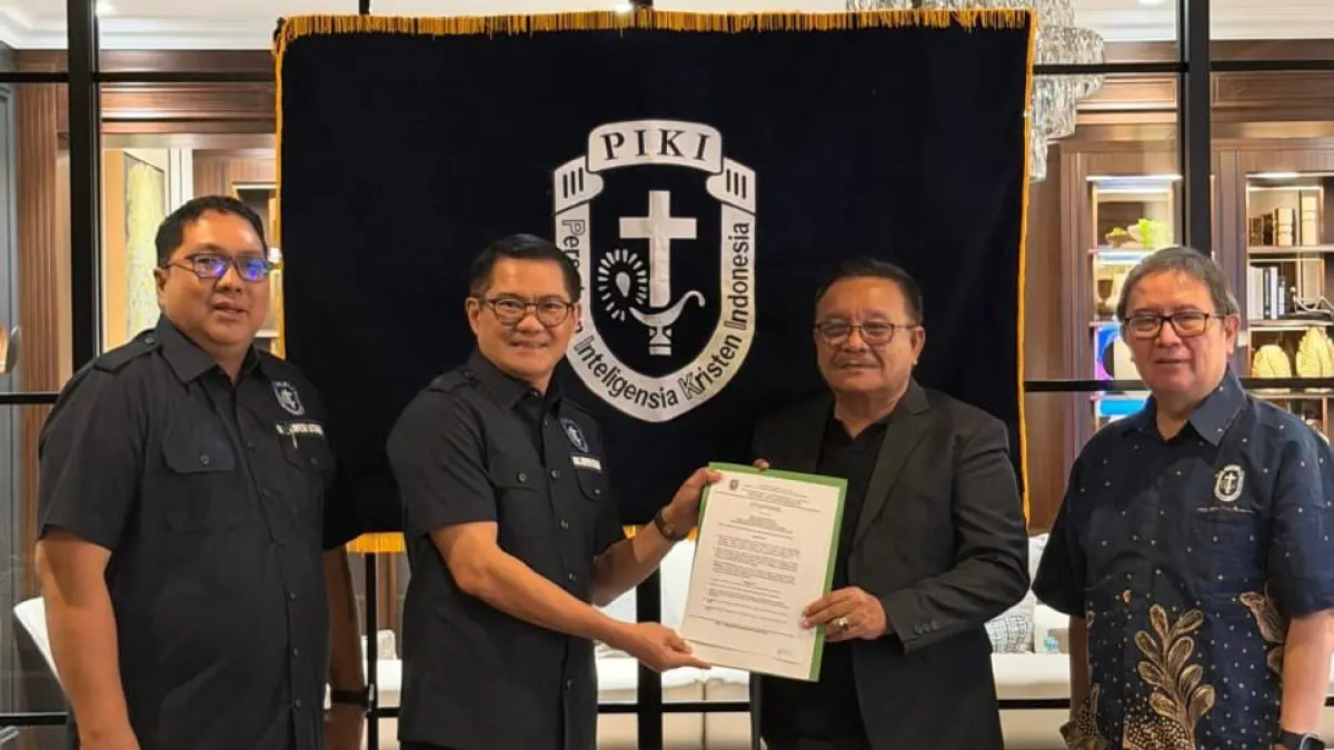 Dipercayakan-Bupati Minahasa Utara, Joune Ganda ditunjuk sebagai Penjabat Ketua DPC PIKI Minahasa Utara.
