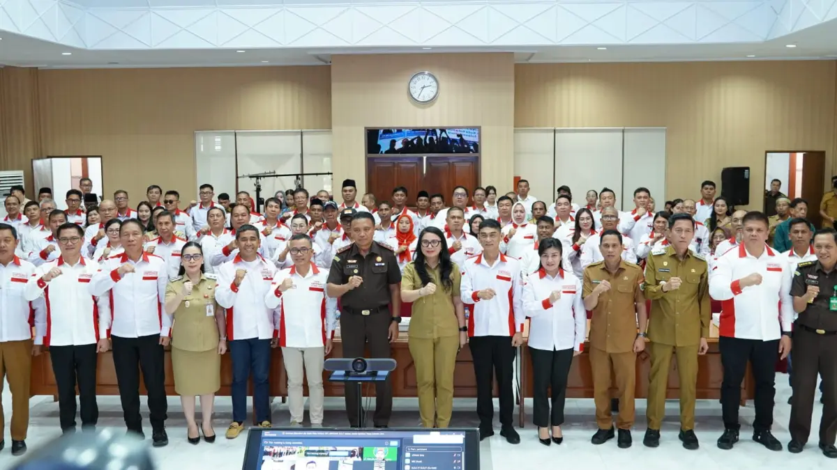 Silaturahmi dan Rapat Pleno Perdana Diperluas DPD ABPEDNAS Sulut bersama DPC ABPEDNAS kabupaten/kota yang digelar di Aula Lantai IV Kejati Sulut, Senin (20/4).
