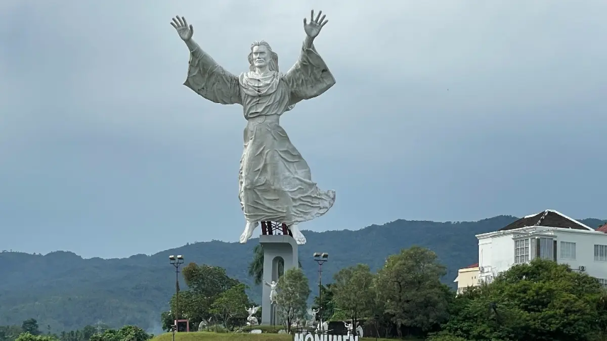 Kota Manado kota paling toleran. 