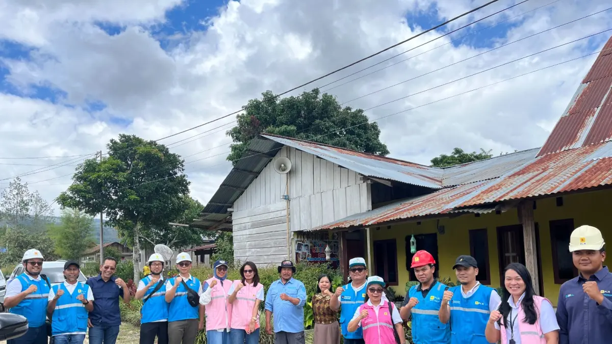 PLN Beri Bantuan Listrik Gratis Bagi Rumah Ibadah di Kalemago dan Maholo Sulawesi Tengah