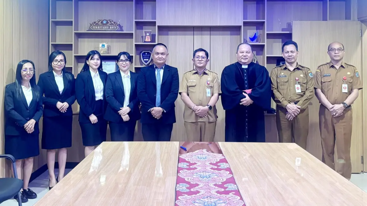 Lima pejabat fungsional di lingkungan Pemkot Bitung dilantik.(Dok Istimewa)
