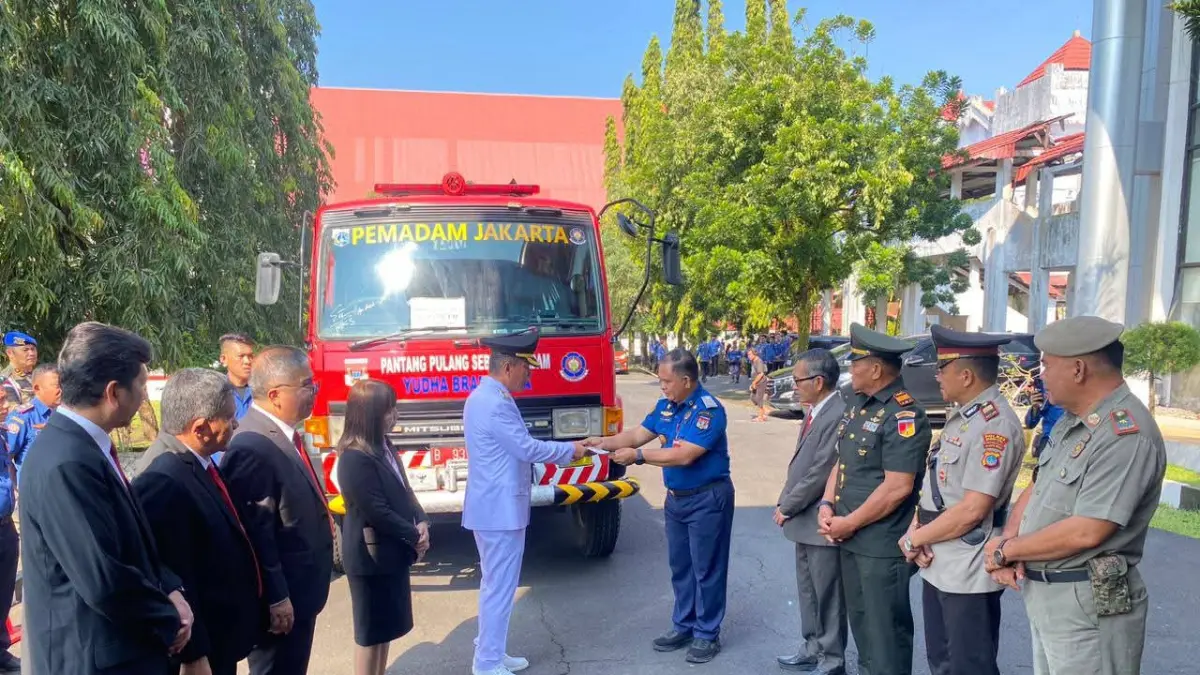 SAH: Minsel secara resmi menerima hibah satu unit mobil Pemadam Kebakaran (Damkar) dari Pemerintah Provinsi DKI Jakarta.