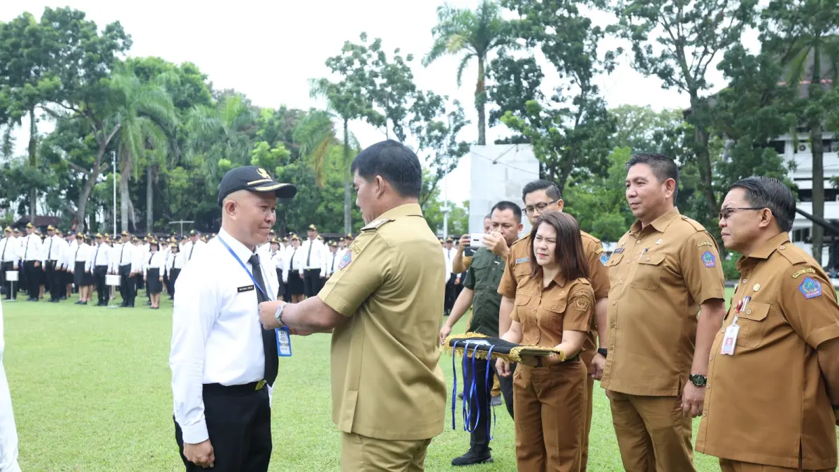 Apel pembukaan orientasi yang digelar di lapangan Kantor Gubernur di Manado, Selasa (28/4/2026).