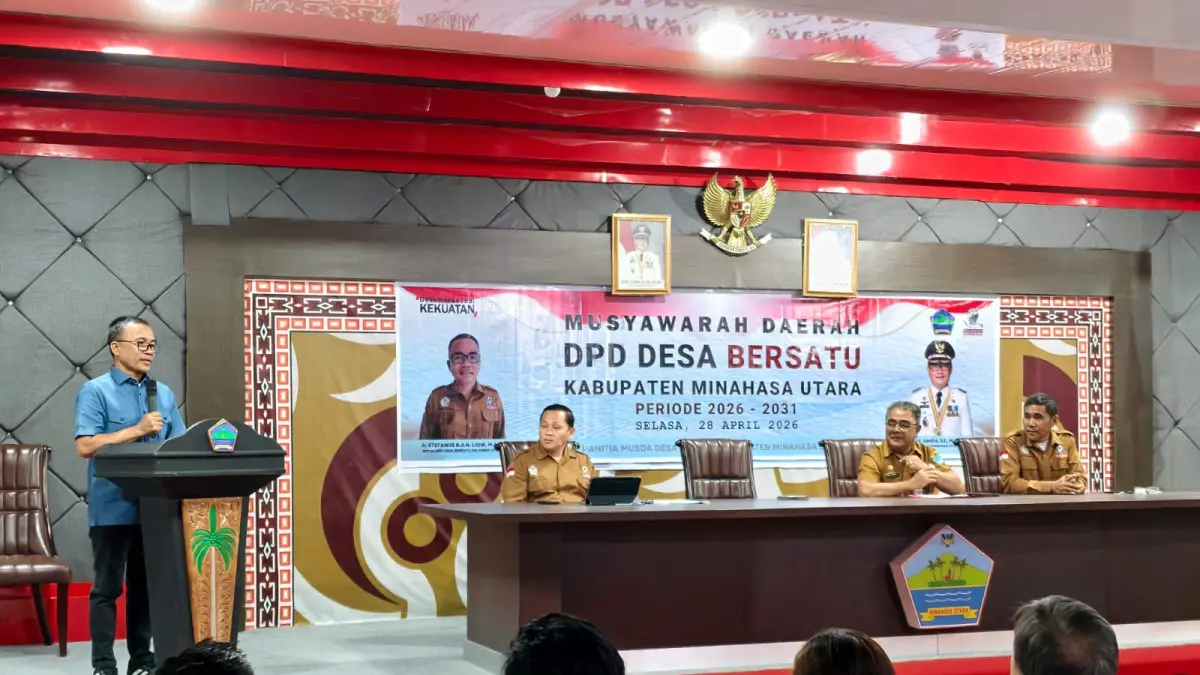 Ketua DPD Desa Bersatu Sulawesi Utara, Ir. Stefanus Ban Liow, MAP saat membawakan sambutan Musyawarah Daerah (Musda) Dewan Pimpinan Daerah (DPD) Desa Bersatu Kabupaten Minahasa Utara periode 2026–2031.