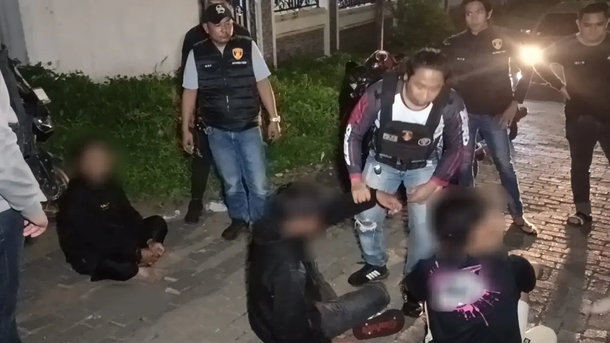 Tim gabungan dari Polres Bitung mengamankan lima pelaku tawuran di Pateten III.(Dok Istimewa)