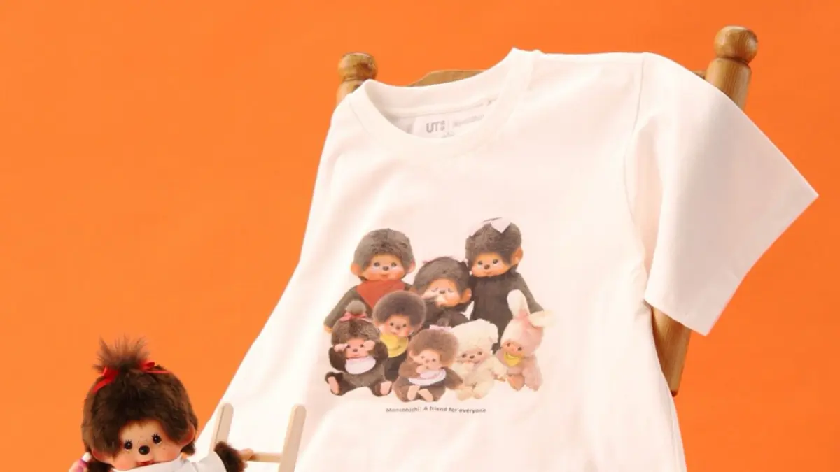 Koleksi UT kolaborasi UNIQLO bersama Monchhichi hadir dengan desain playful yang siap menemani gaya kasual sehari-hari.
