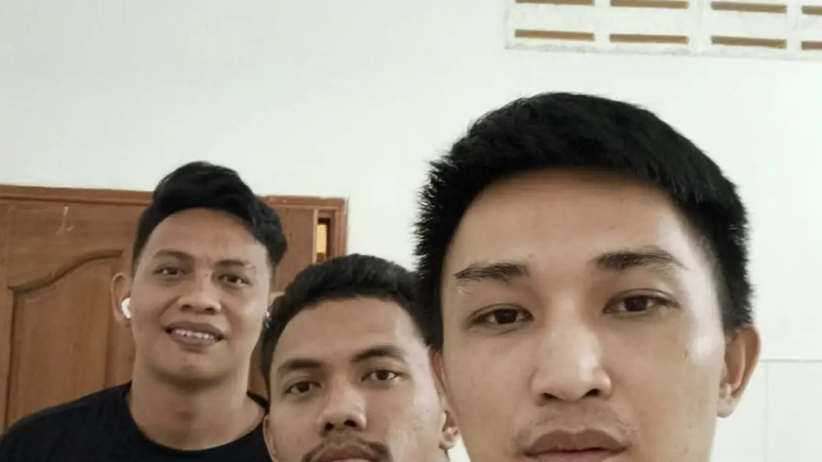 JADI PELAJARAN: 3 WNI asal Sulut yang berhasil dipulangkan Dr (HC) Christiany Eugenia Paruntu S.E S.Th MA dari Scam Kamboja.